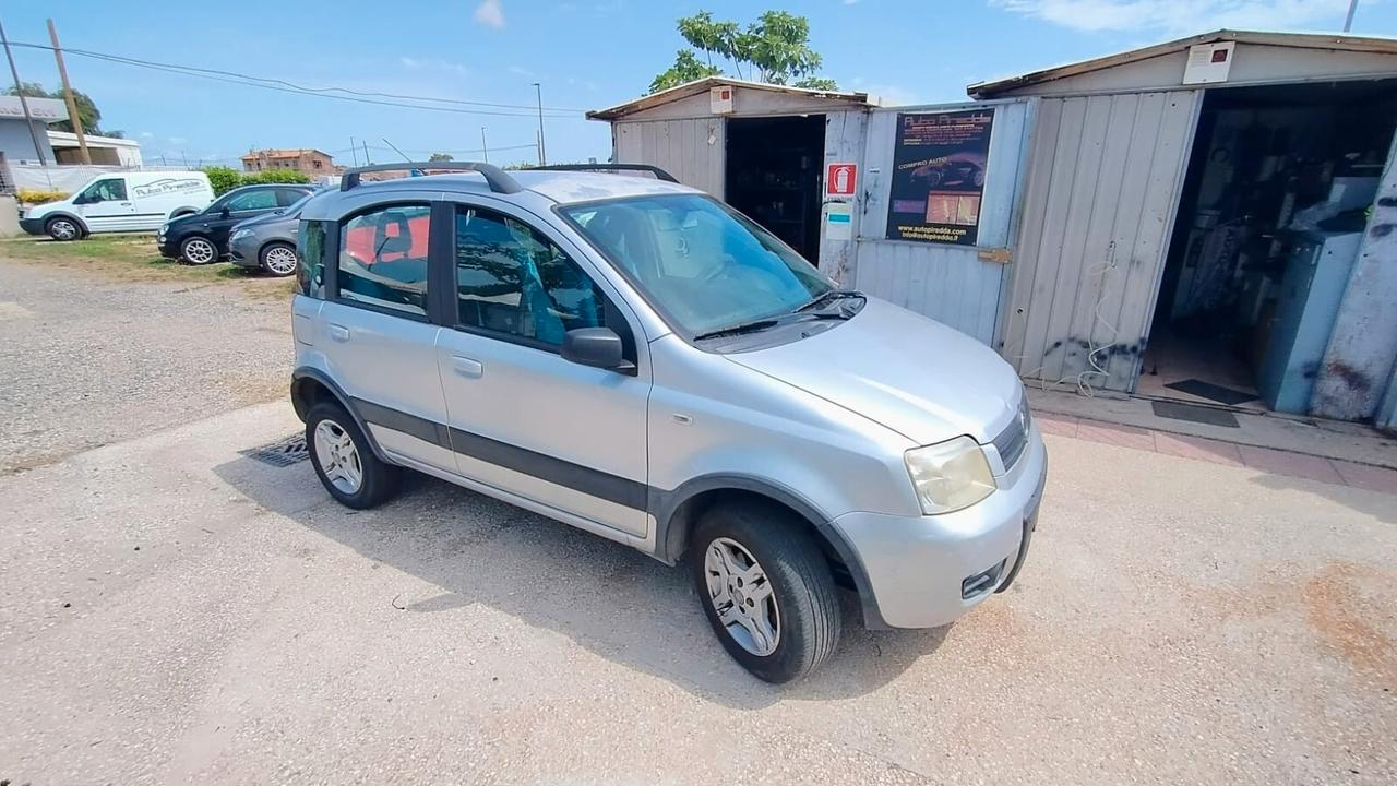 Fiat Panda 1.3 MJT 16V 4x4 GANCIO TRAINO