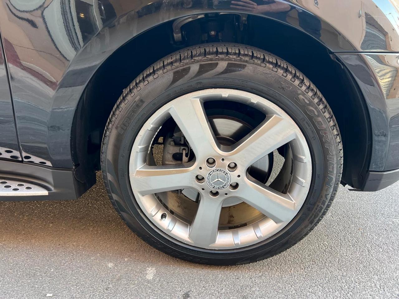 MERCEDES ML 320 SPORT 4 MATIC 3.0 224CV TETTO PELLE NAVI ANNO 2006