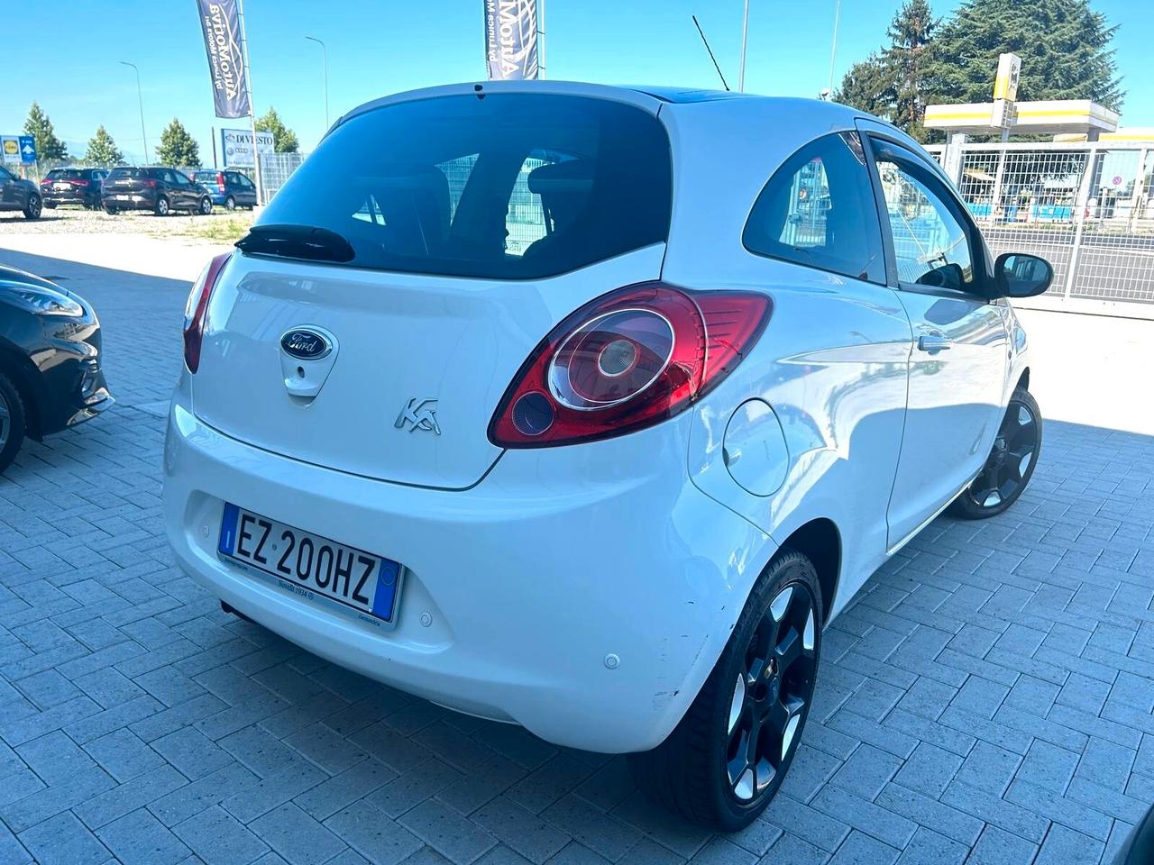Ford Ka 1.2 8V 69 CV Black&White Edition