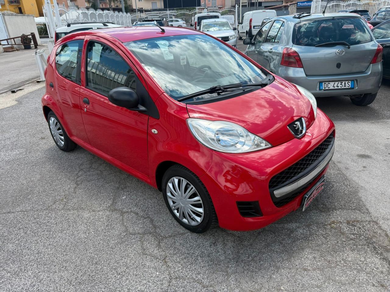 Peugeot 107 1.0 68CV 5p. Desir