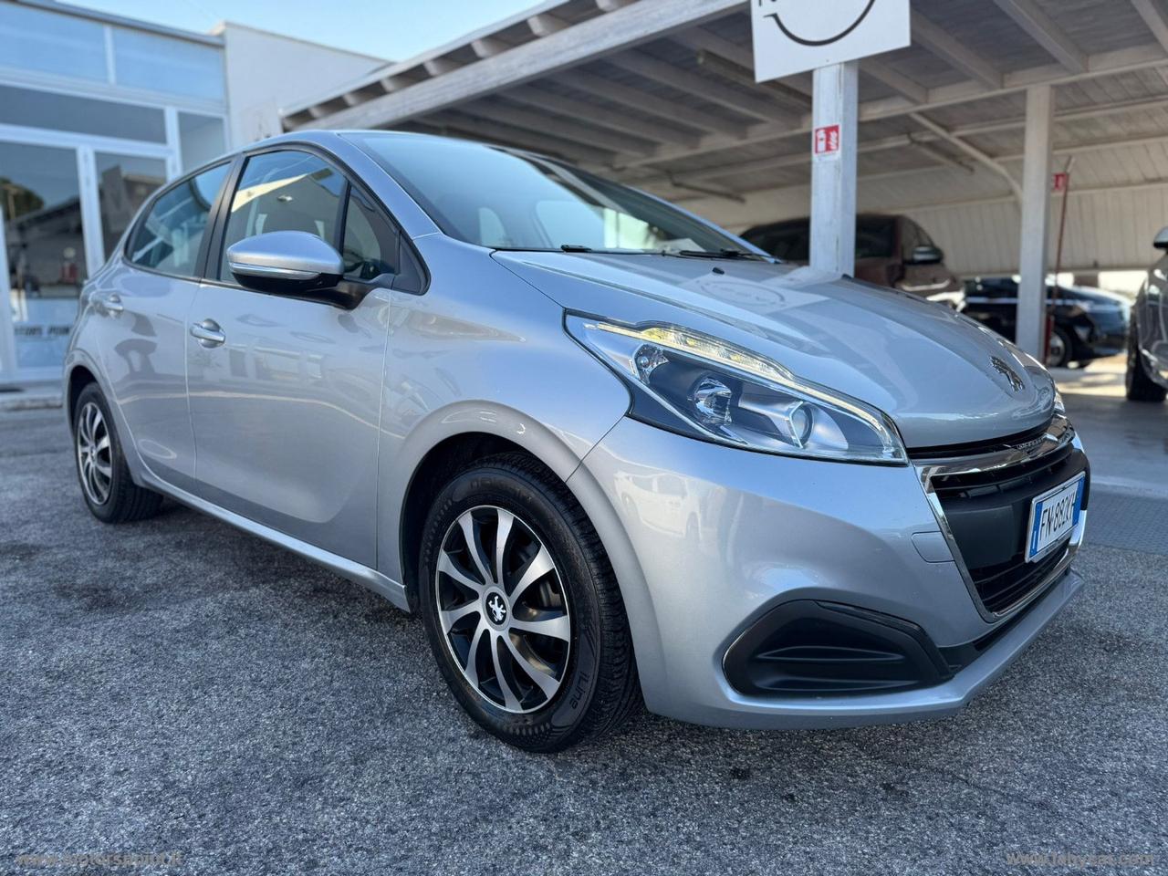 PEUGEOT 208 BlueHDi 75 5p. Allure