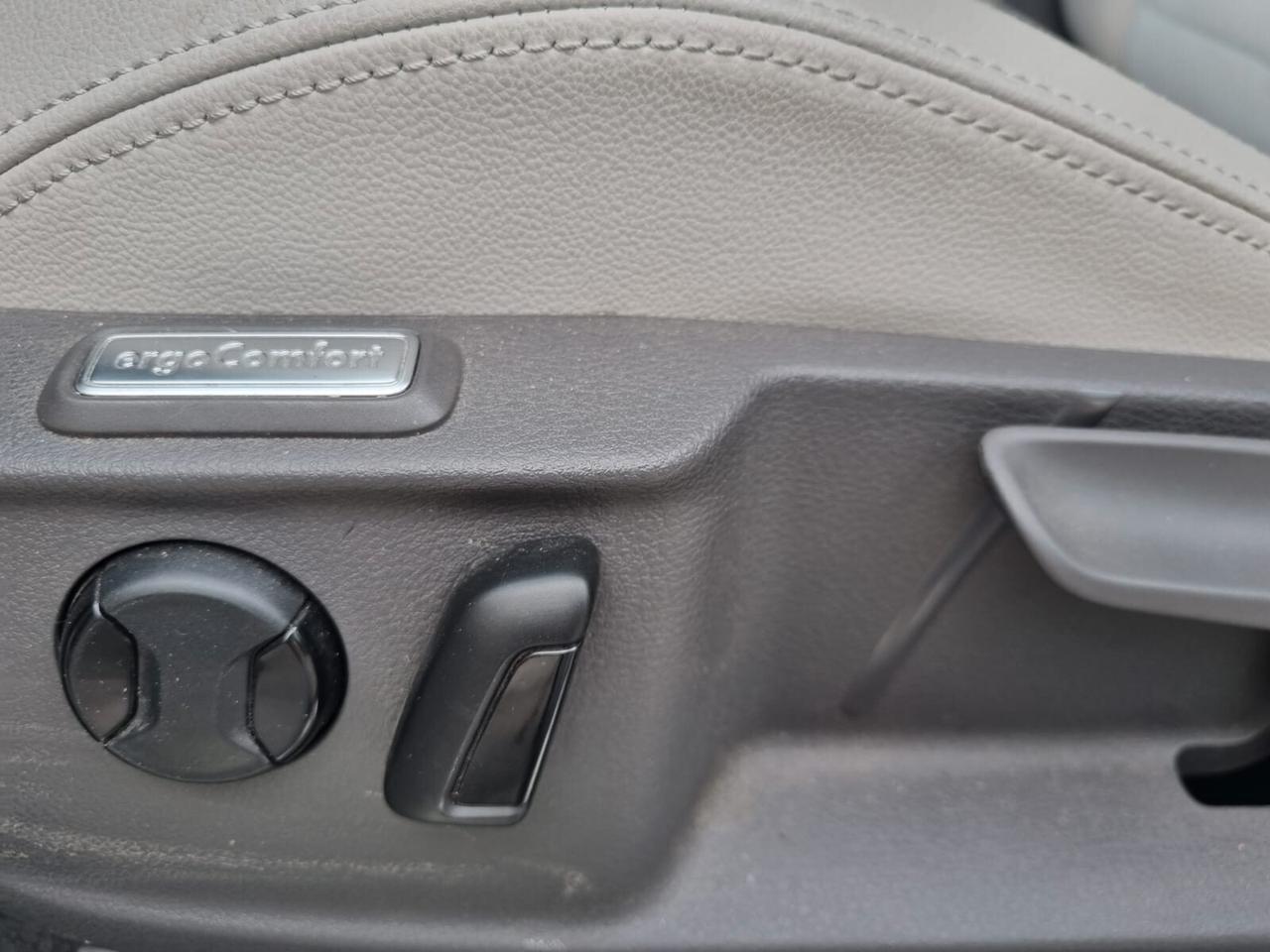 Volkswagen Passat Variant 2.0 TDI SCR EVO DSG Business