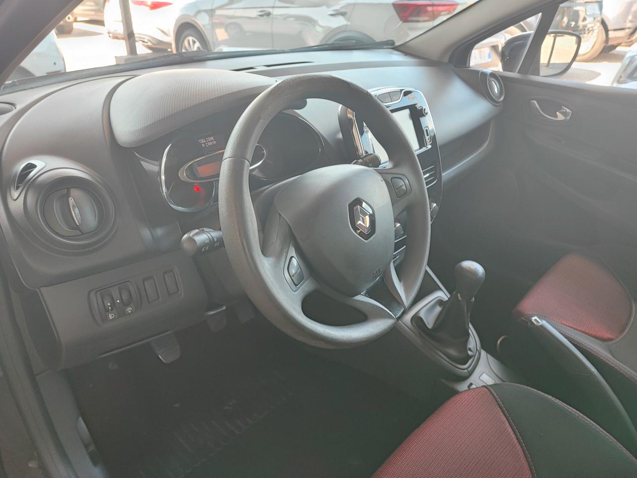 Renault Clio 1.5 dCi 8V 75CV 5 porte Wave