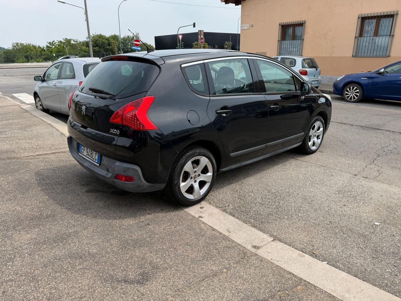 Peugeot 3008 2.0 HDi 150CV Business