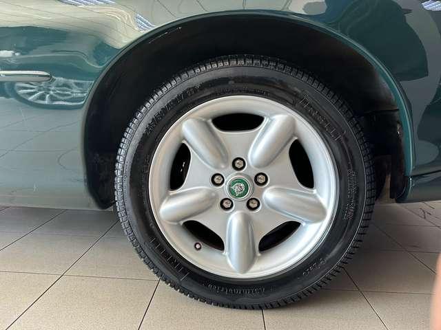 Jaguar XK8 Coupe 4.0 ISCR, ASI UNICOPROPRIETARIO DA VETRINA