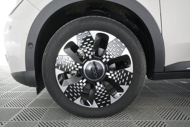 FIAT 600 (2023-->) Hybrid 100 CV DCT MHEV La Prima