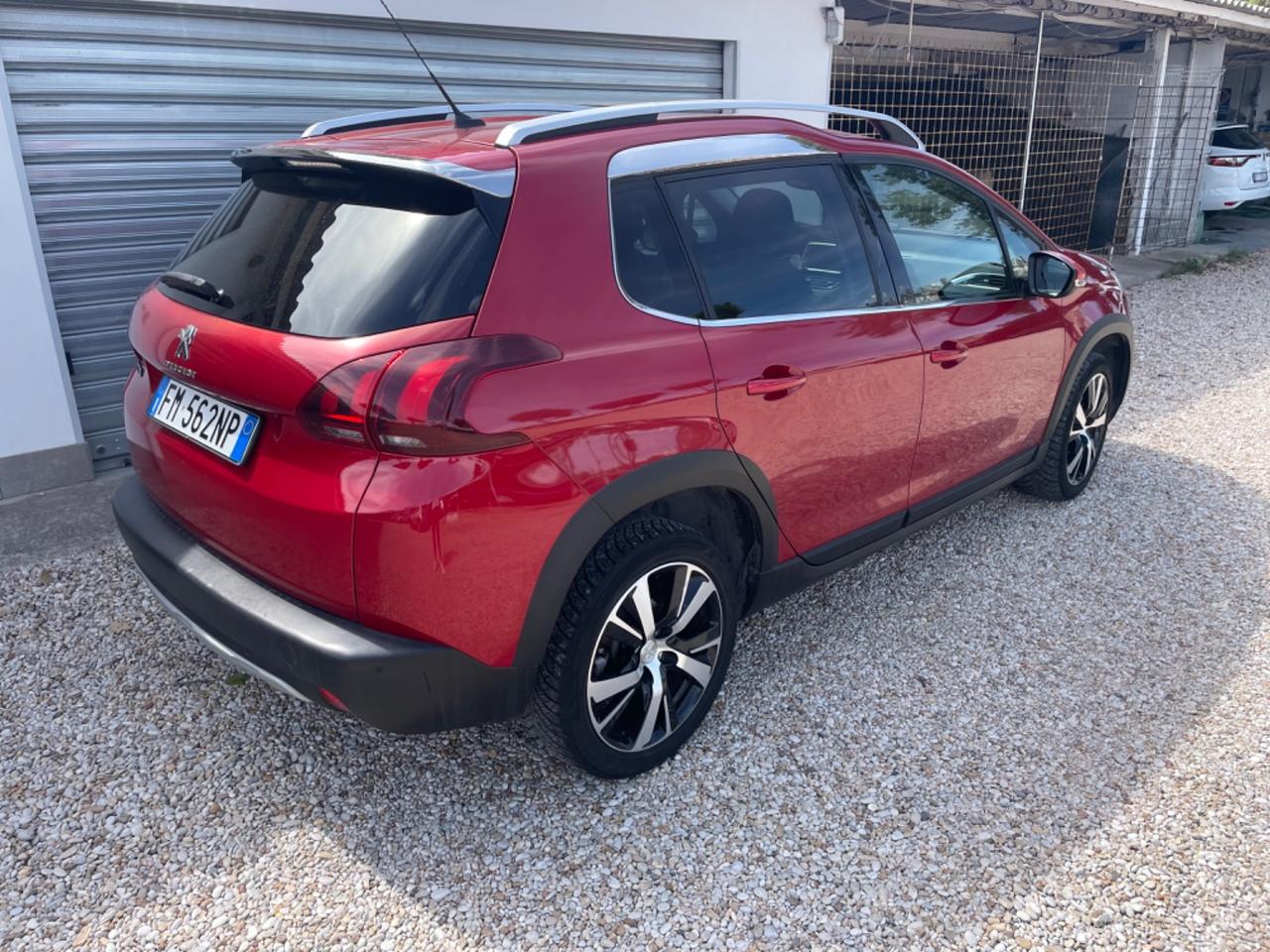 Peugeot 2008 BlueHDi 100 Allure