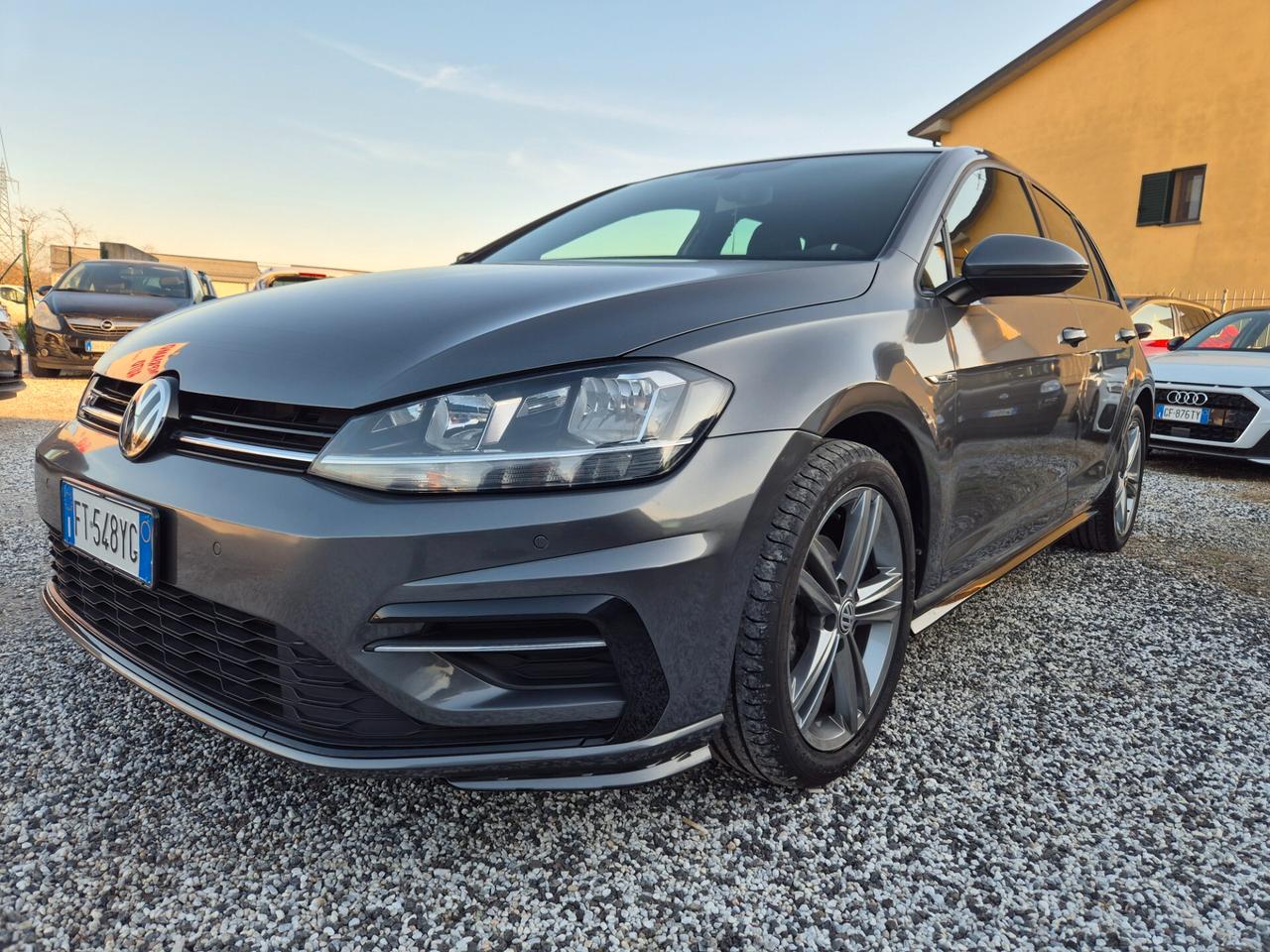 Volkswagen Golf 1.0 TSI 115 CV 5p. Sport R-line