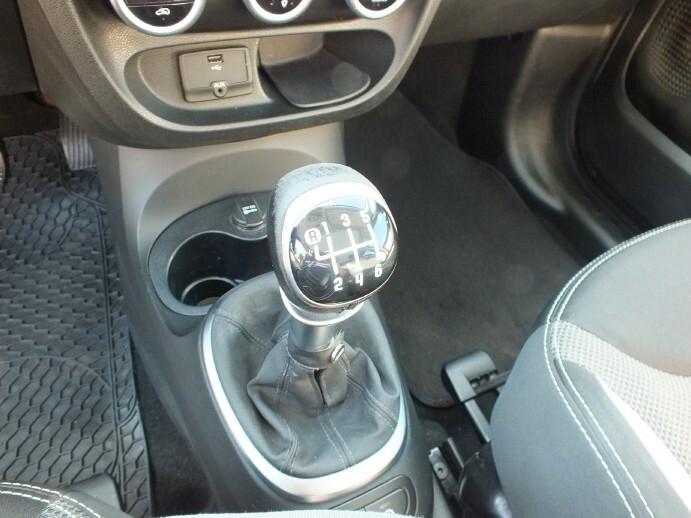 Fiat 500L 1.6mjt 105 CV Trekking*NAVI*PELLE*