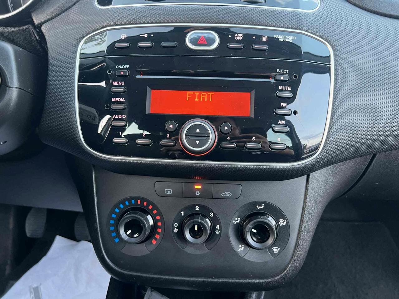 Fiat Punto 1.4 77CV -GPL DELLA CASA-