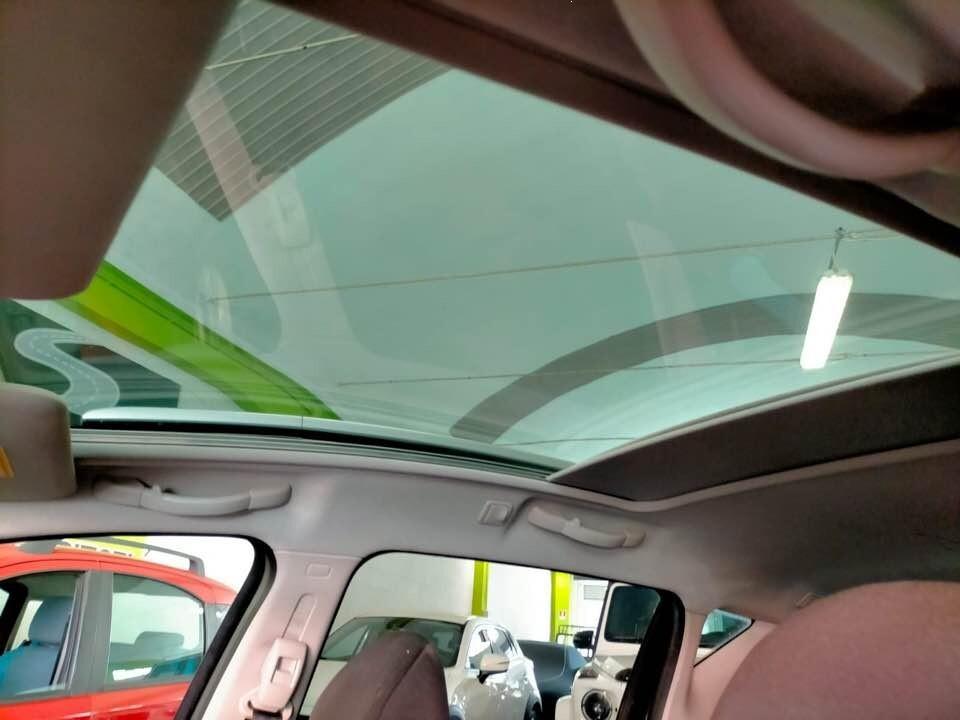 Peugeot 207 sw 1.4 vti 16v XS