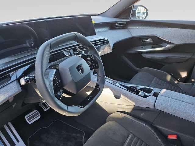 Peugeot NUOVO 5008 Nuovo 5008 Hybrid 136 e-DCS6 GT