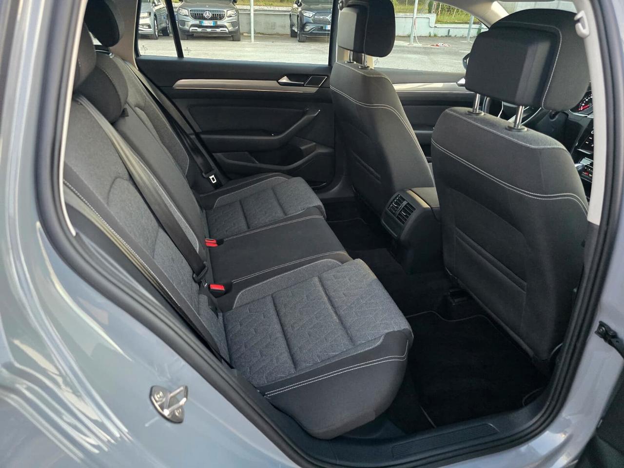 Volkswagen Passat Variant 2.0 TDI SCR EVO DSG Business