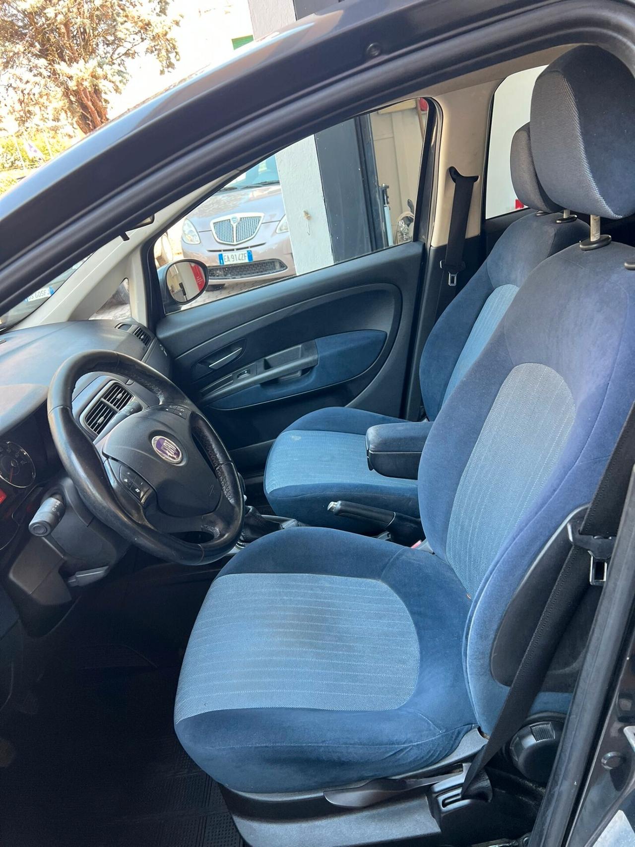 Fiat Grande Punto 1.3 90CV DIESEL 128.000KM