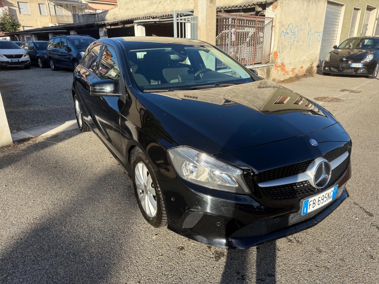 Mercedes-benz A 200 d Automatic Premium