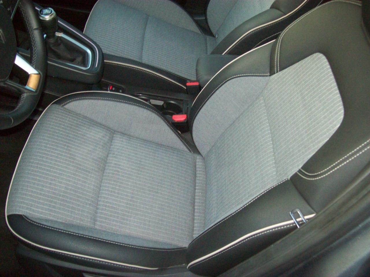 Renault Clio ECO-G 100 CV 5 porte Techno