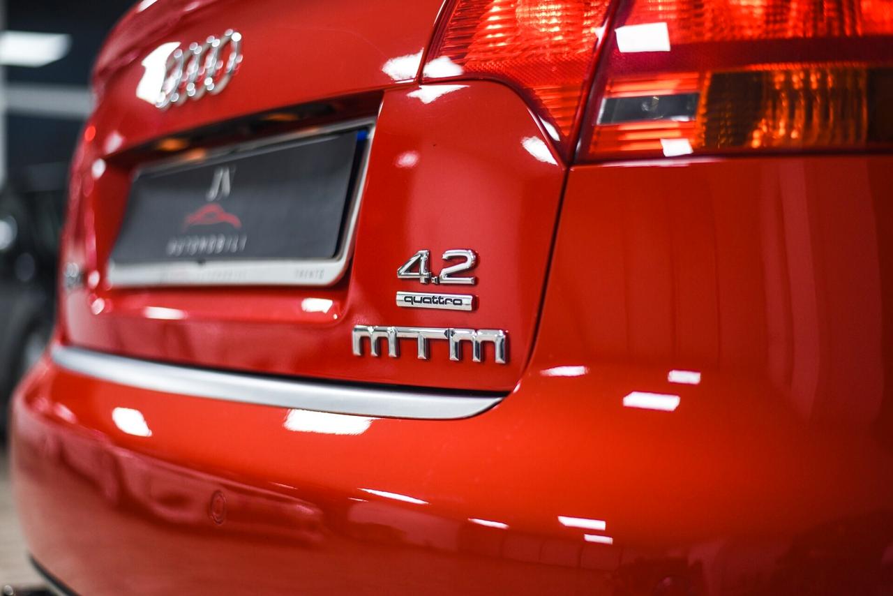 Audi A4 RS 4 4.2 V8 quattro