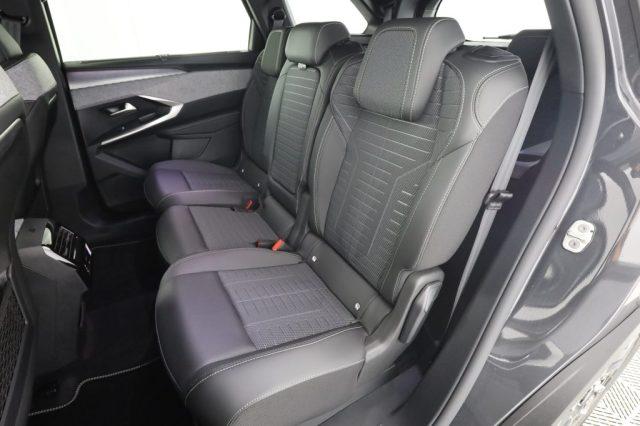 PEUGEOT 5008 3ª serie Hybrid 145 e-DCS6 GT