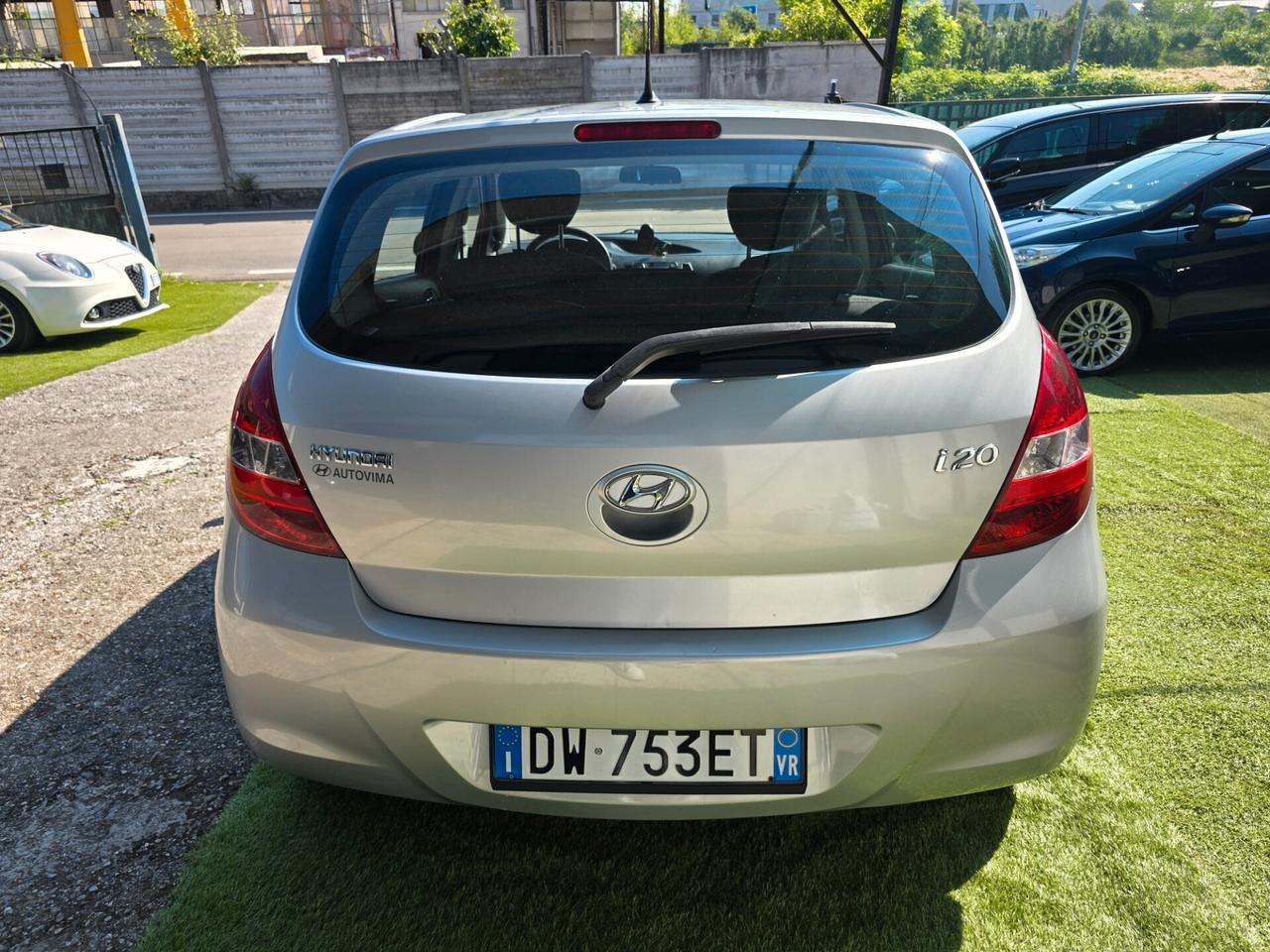 Hyundai i20 1.2BZ/GPL 78CV 78000KM-2009