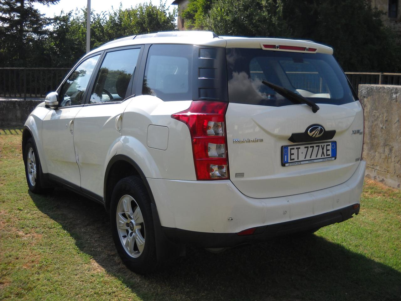 Mahindra XUV500 2.2 16V AWD W8