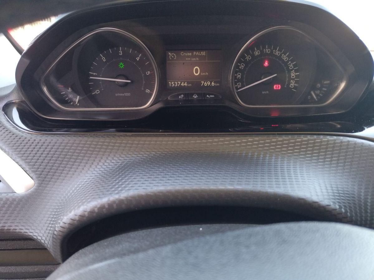 PEUGEOT 2008 BlueHDi 100 Allure NAV/SENS.