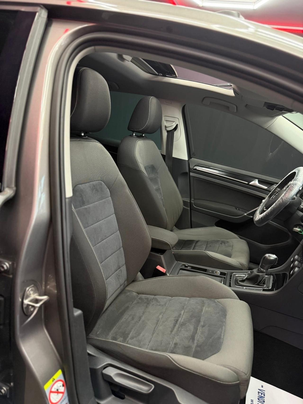 Volkswagen Golf 2.0 TDI DSG 150 CV TETTO . Highline BlueMotion Technology