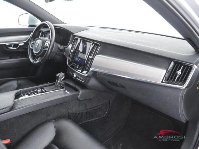 VOLVO V90 D4 AWD Geartronic Momentum - PER OPERATORI DEL SET