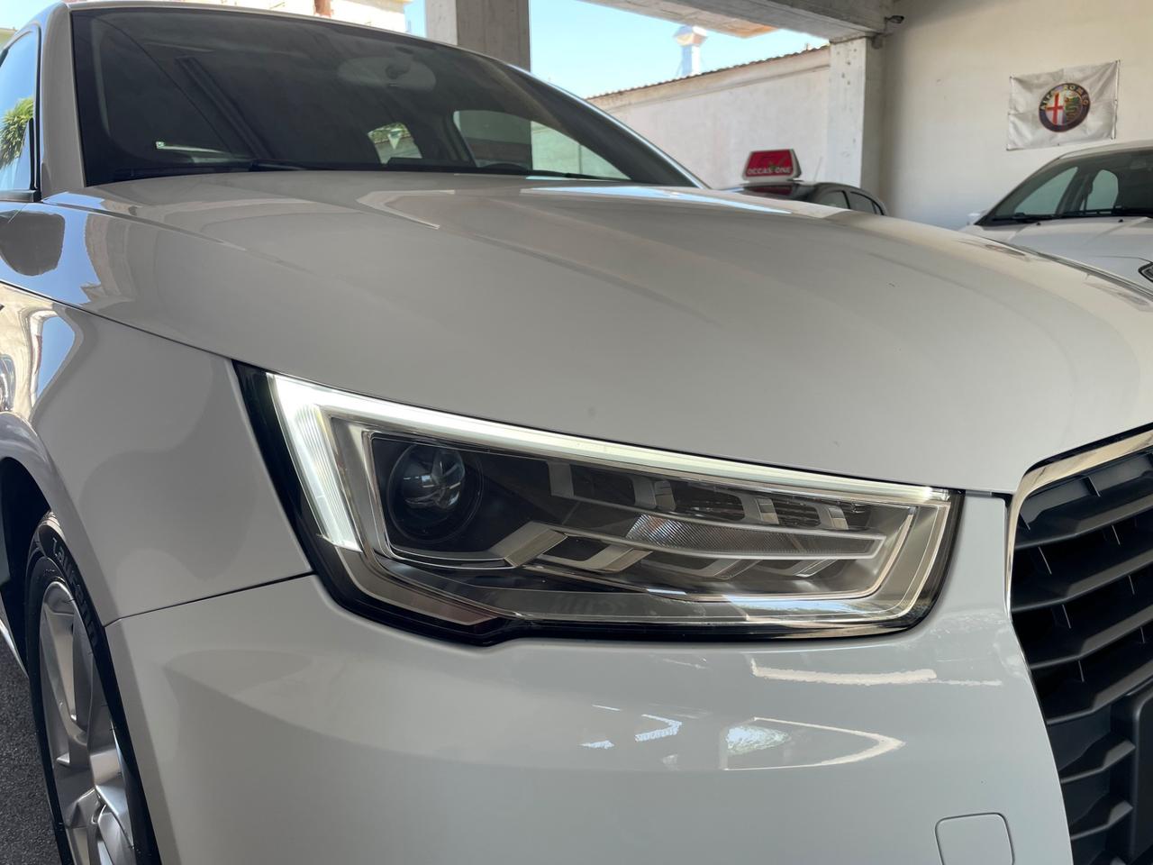 Audi A1 SPB 1.4 TDI ultra Sport Full optional Full LED bixenon