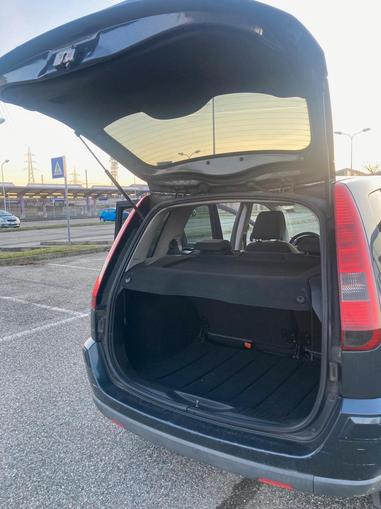 Ford Fusion 1.4 16V 5p. Collection