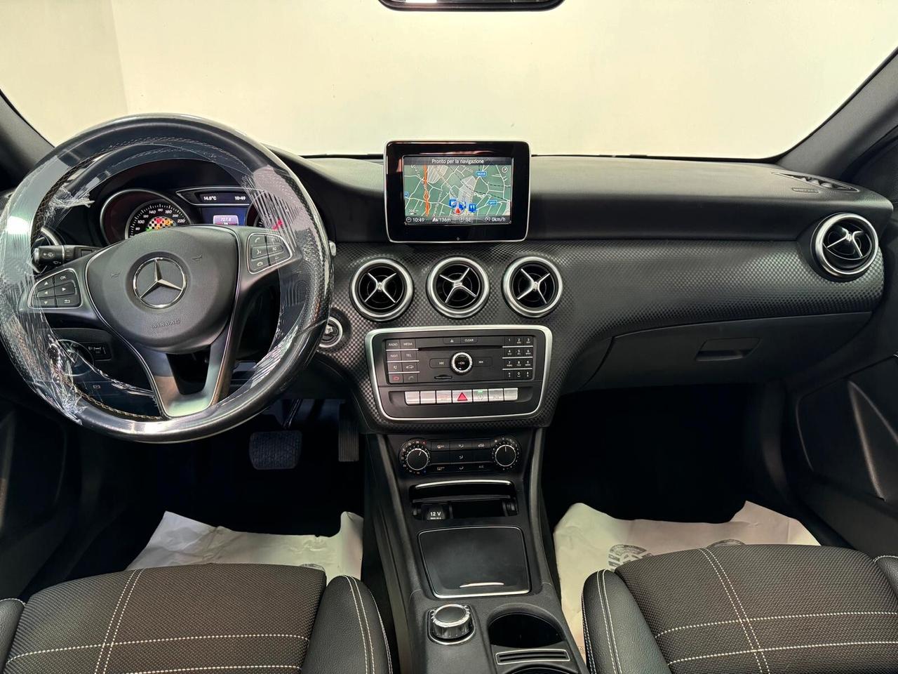 Mercedes-benz A 200 -TETTO-GARANTITA-2016