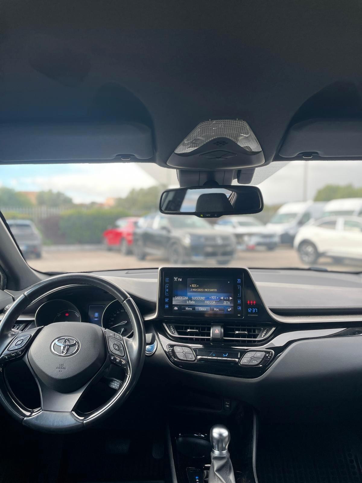 Toyota C-HR 1.8 HV Lounge