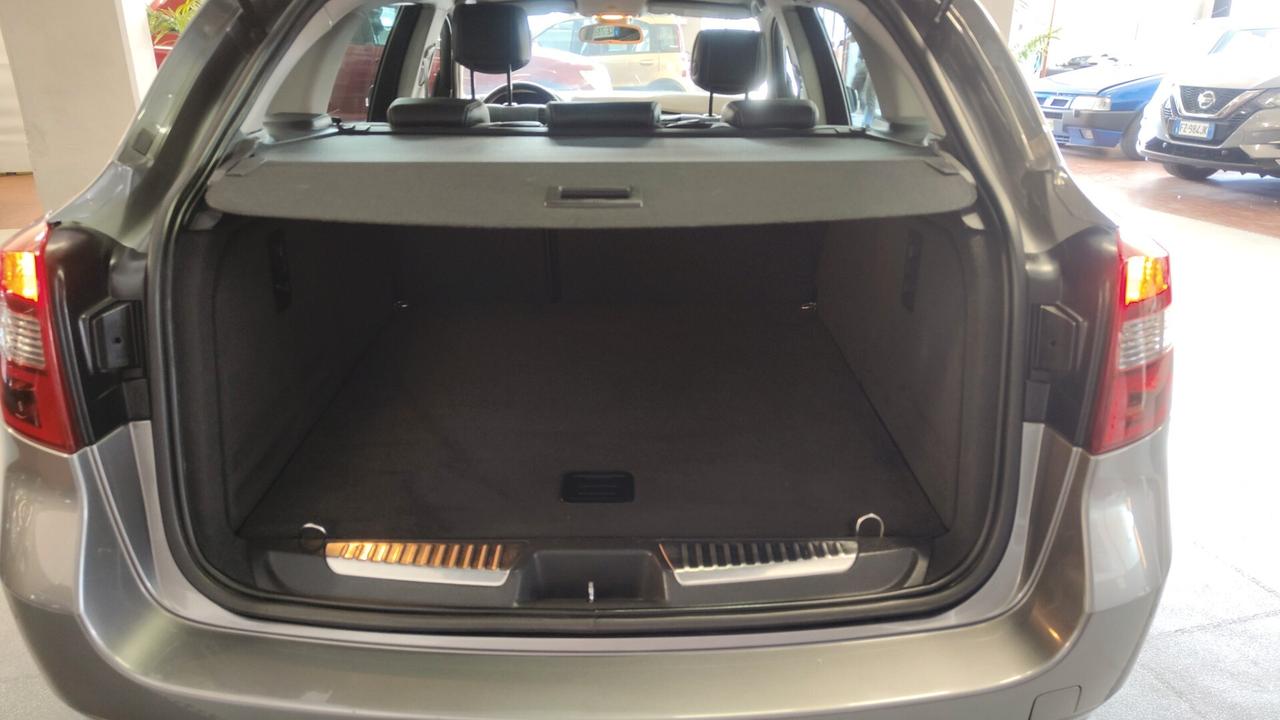 Renault Laguna 2.0 dCi 150CV SporTour 4Control ESM