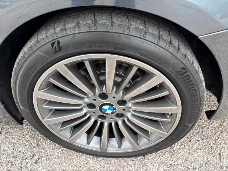 BMW Serie 3 (F30/31) 318d Touring Luxury