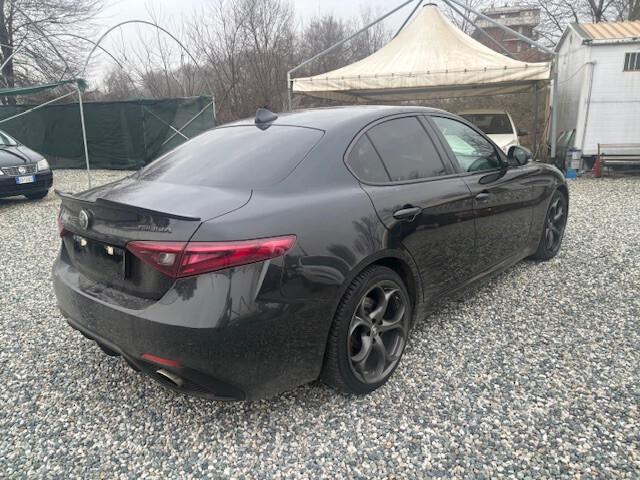 Alfa Romeo Giulia 2.0 Turbo 280 CV AT8 AWD Q4 Veloce