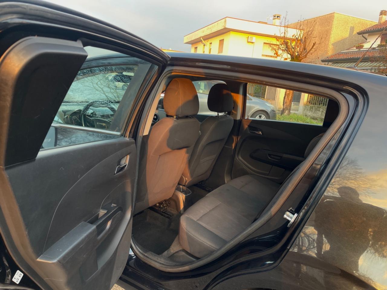 Chevrolet Aveo 1.2 86CV 5 porte LTZ GPL neopatentati 2012