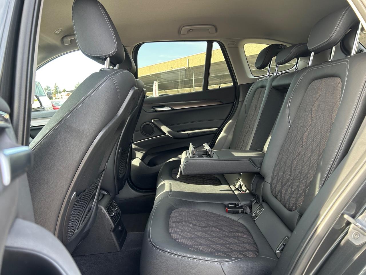 Bmw X1 xDrive18d X-LINE