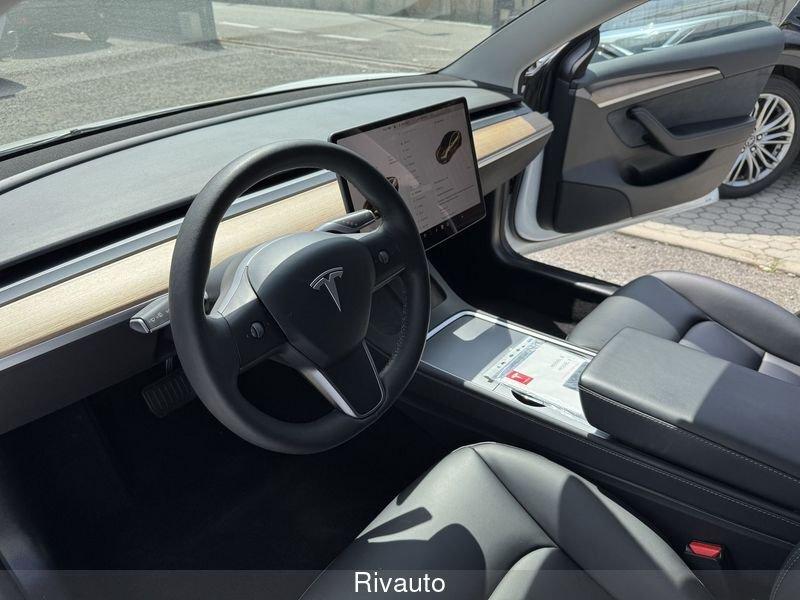 Tesla Model 3 RWD