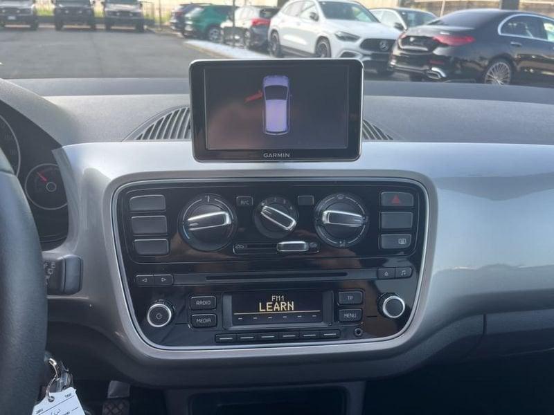 Volkswagen up! 5P 1.0 MOVE 75CV