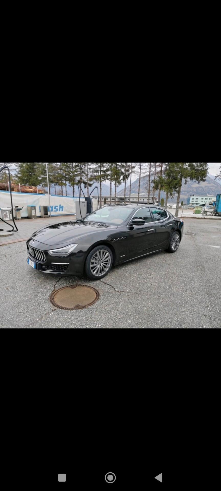 Maserati Ghibli V6 430 CV SQ4 Granlusso