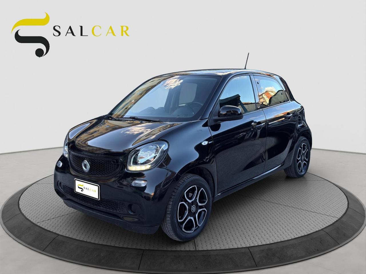 Smart ForFour 0.9 90cv twinamic Passion automatica 2019