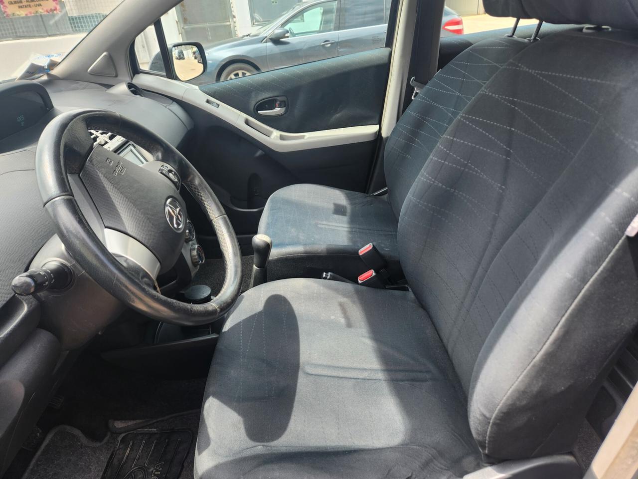 Toyota Yaris 1.0 BENZINA X NEOPATENTATI