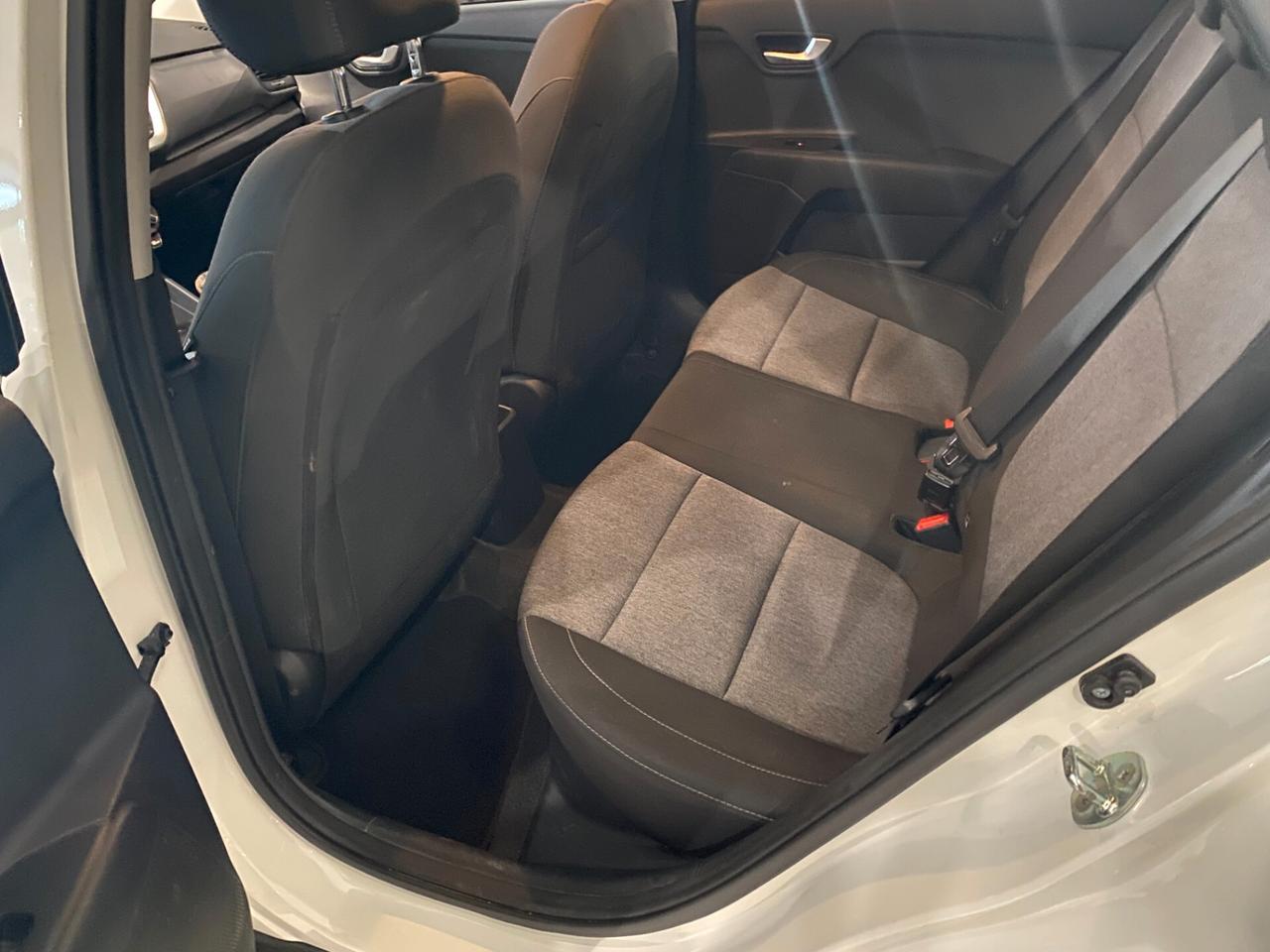 Kia Stonic 1.2 DPI Urban NEOPATENTATI