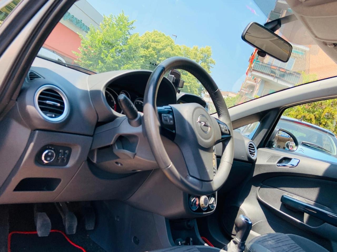 Opel Corsa 1.2 85CV 5 porte GPL-TECH Edition