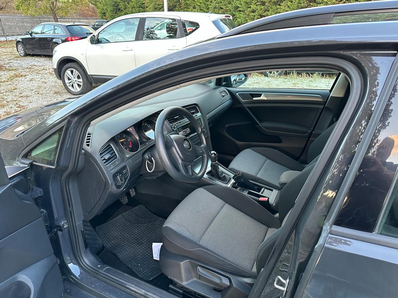 Volkswagen Golf Variant 1.6 TDI 5p. Comfortline IDONEA PER NEOPATENTATI PERMUTABILE