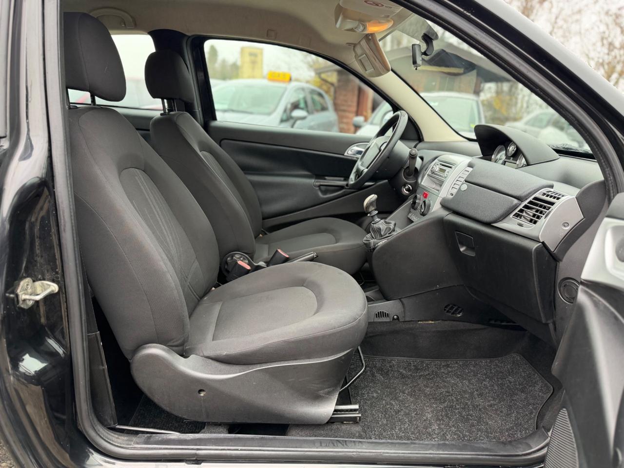 Lancia Ypsilon 1.4 GPL (124.000KM)