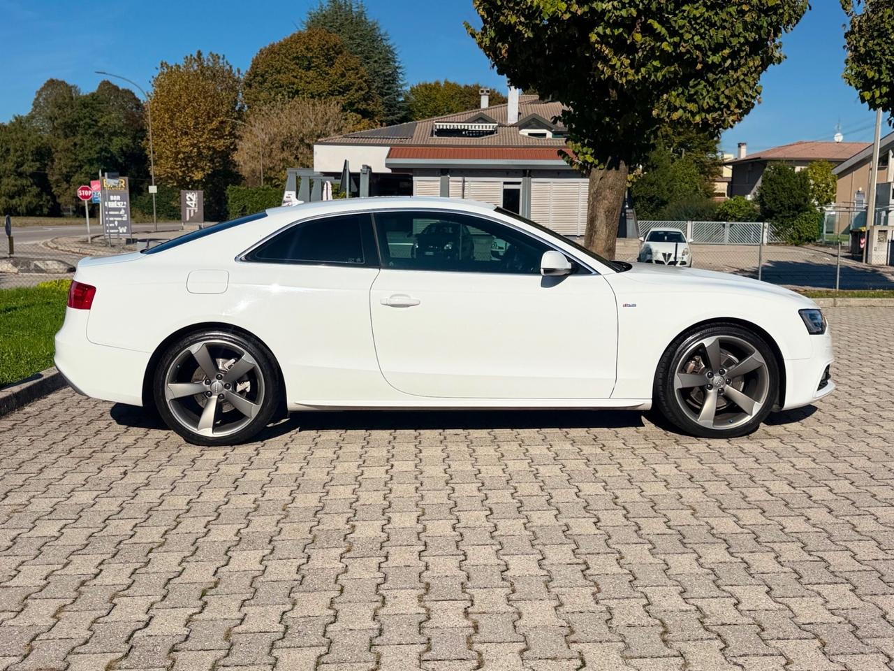 Audi A5 2.0 TDI 177 CV quattro S tronic Business Plus