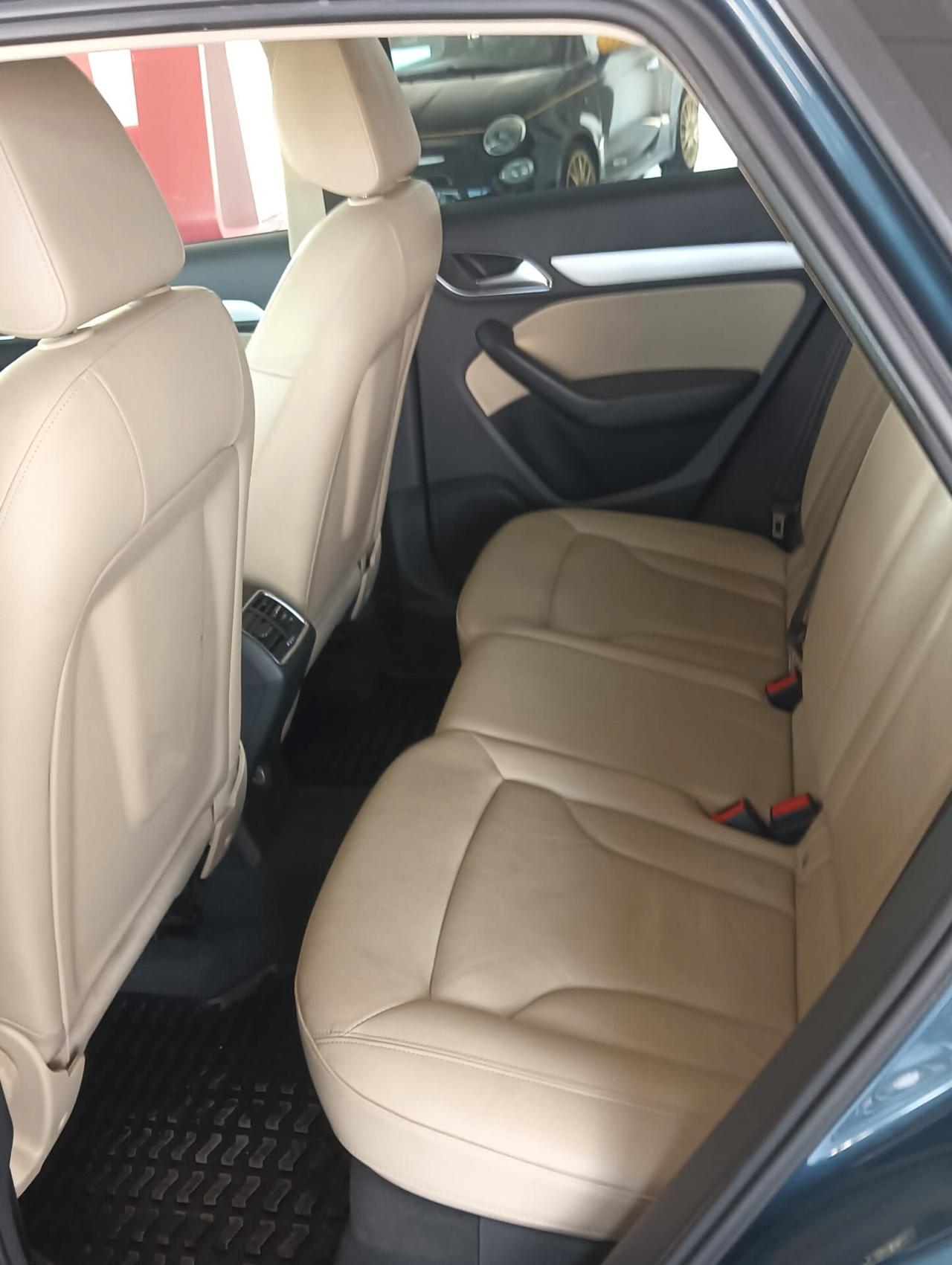 Audi Q3 2.0 TDI 150 CV quattro S tronic Sport