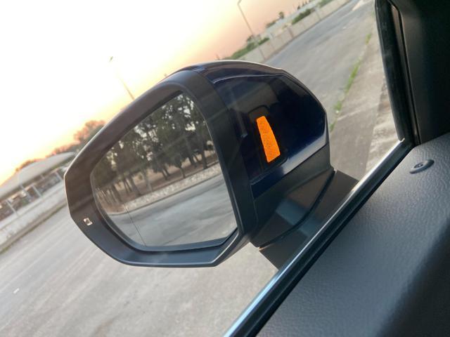 AUDI Q3 35 2.0 TDI S tronic Business Advanced COCKPIT