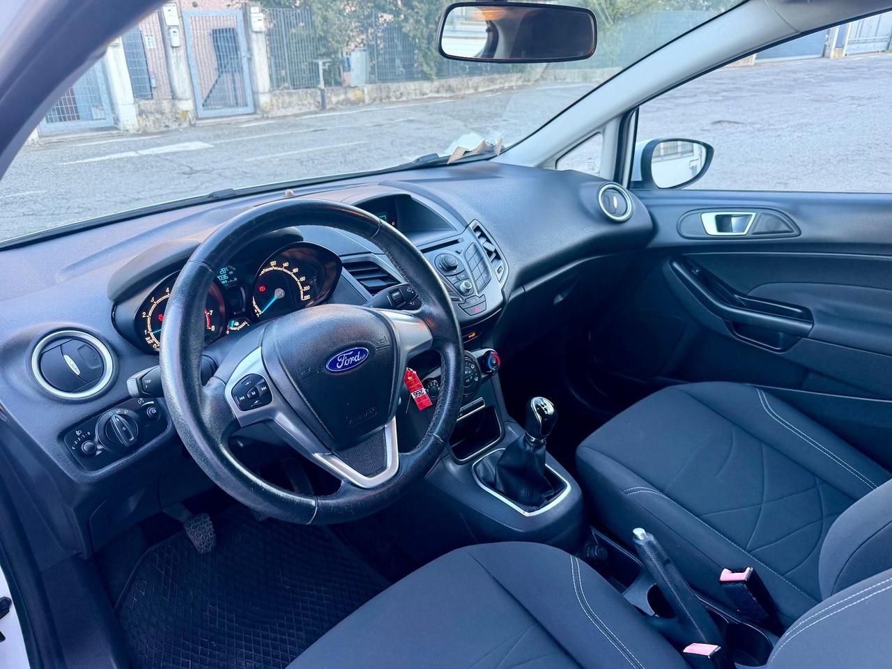 Ford Fiesta 3porte 1.0benz 2013 122.000km per neopatentati