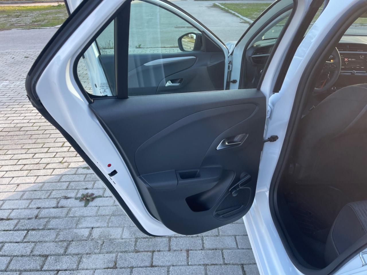 Opel Corsa 1.5 diesel 100 CV Edition